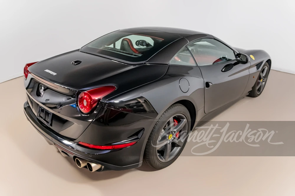2015 Ferrari California T - Image 30 of 31