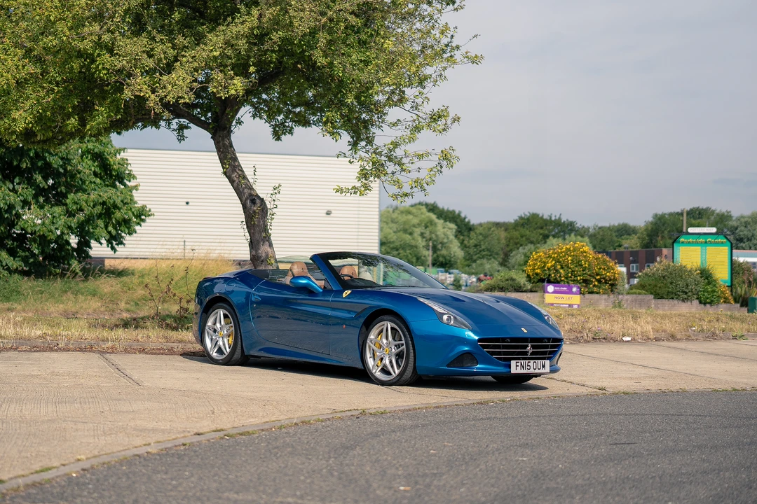 2015 Ferrari California T - Image 3 of 31