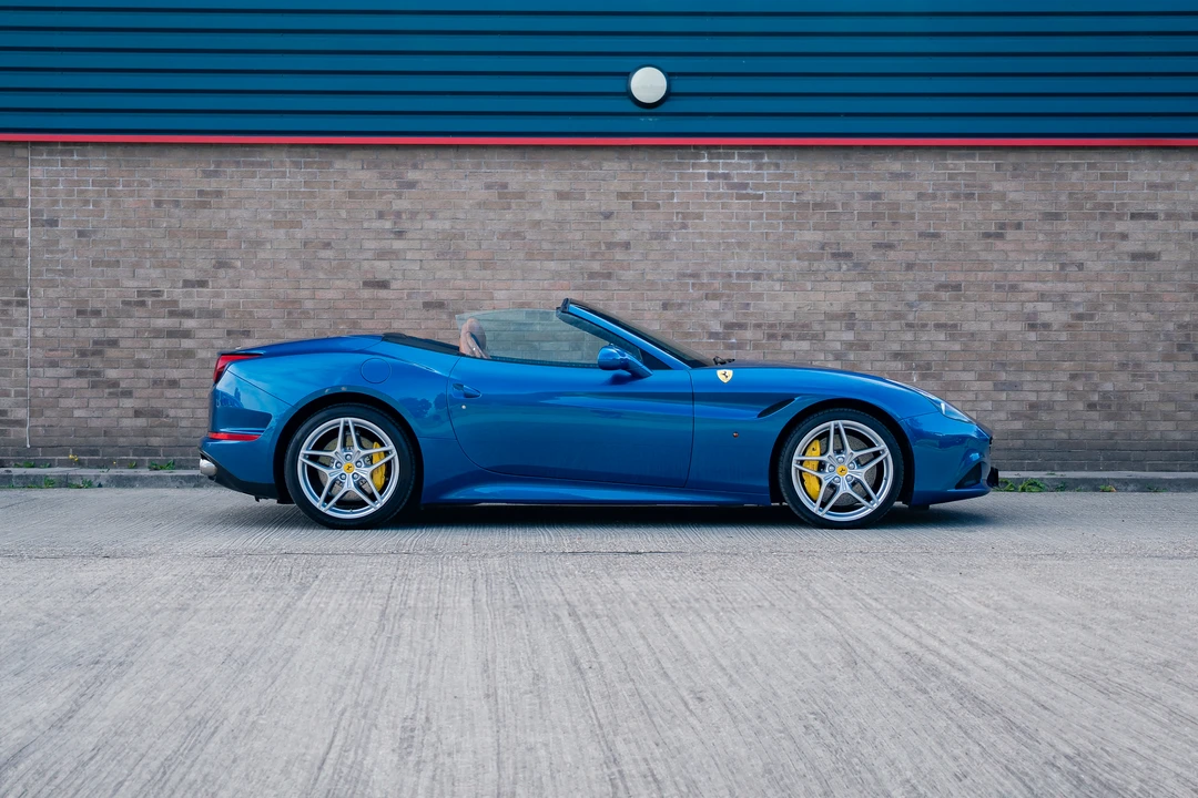 2015 Ferrari California T - Image 21 of 31