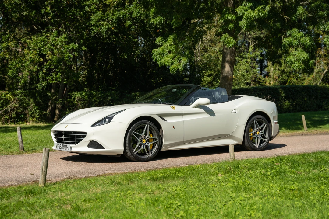 2015 Ferrari California T - Image 19 of 31