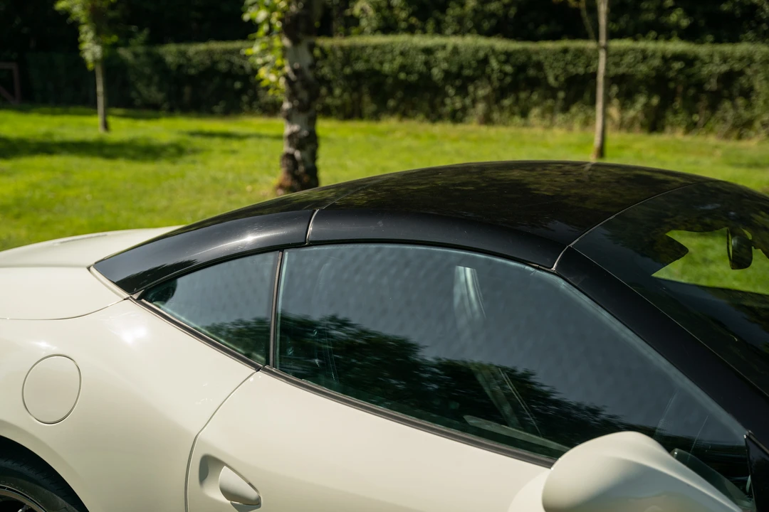 2015 Ferrari California T - Image 30 of 31