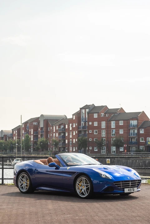 2015 Ferrari California T - Image 12 of 31