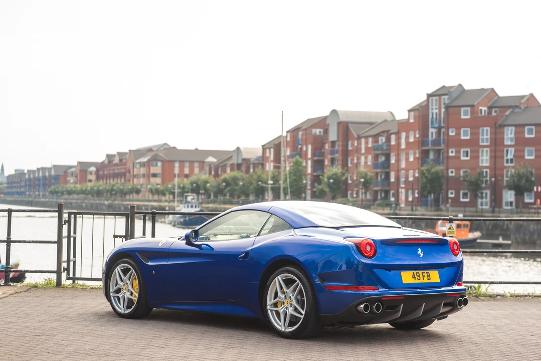 2015 Ferrari California T - Image 28 of 31