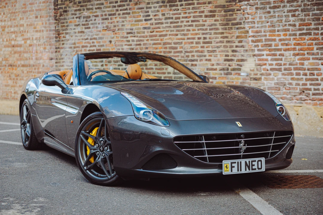 2015 Ferrari California T - Image 10 of 31