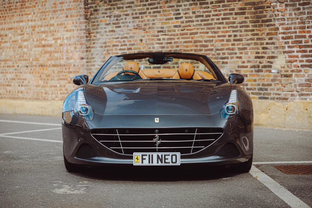 2015 Ferrari California T - Image 3 of 31