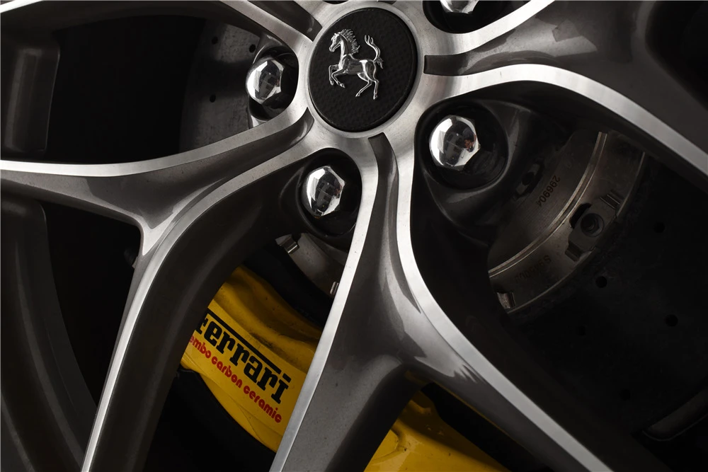 2015 Ferrari F12berlinetta - Image 6 of 8