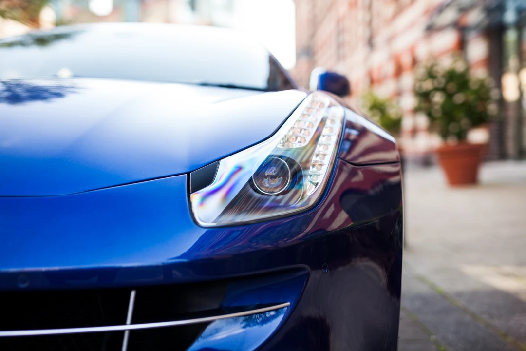 2015 Ferrari FF - Image 28 of 31