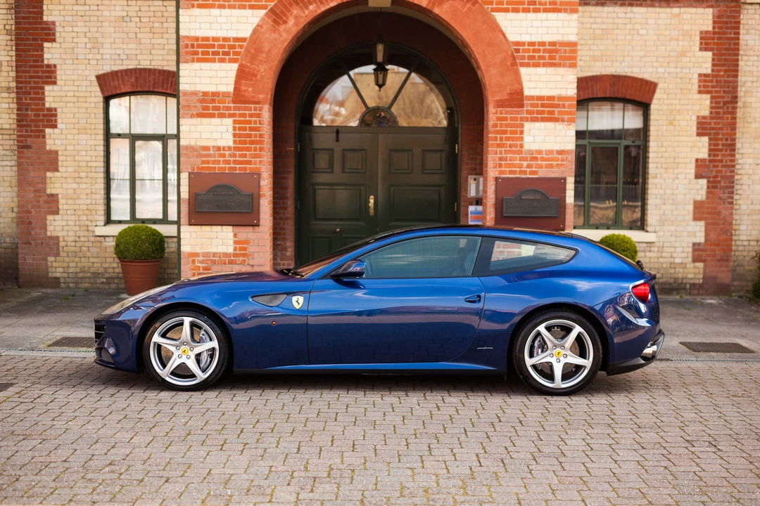 2015 Ferrari FF - Image 11 of 31
