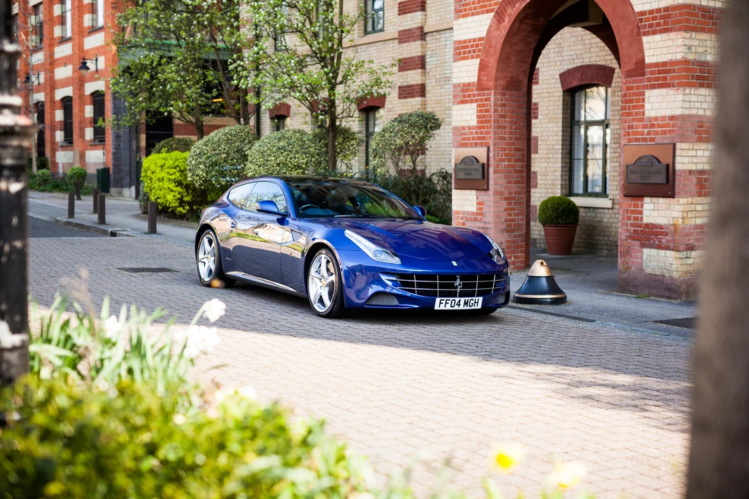 2015 Ferrari FF - Image 4 of 31
