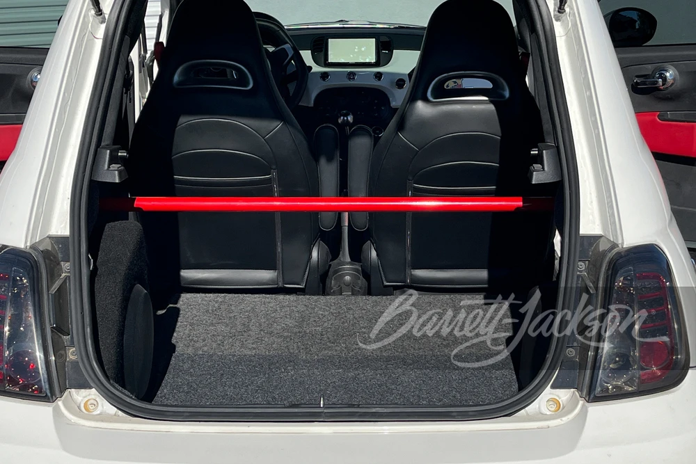 2015 Fiat Abarth 500 - Image 9 of 11