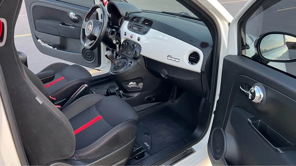 2015 Fiat Abarth 500 - Image 4 of 10