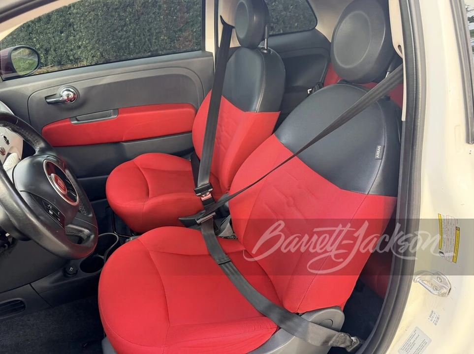 2015 Fiat 500 - Image 8 of 11