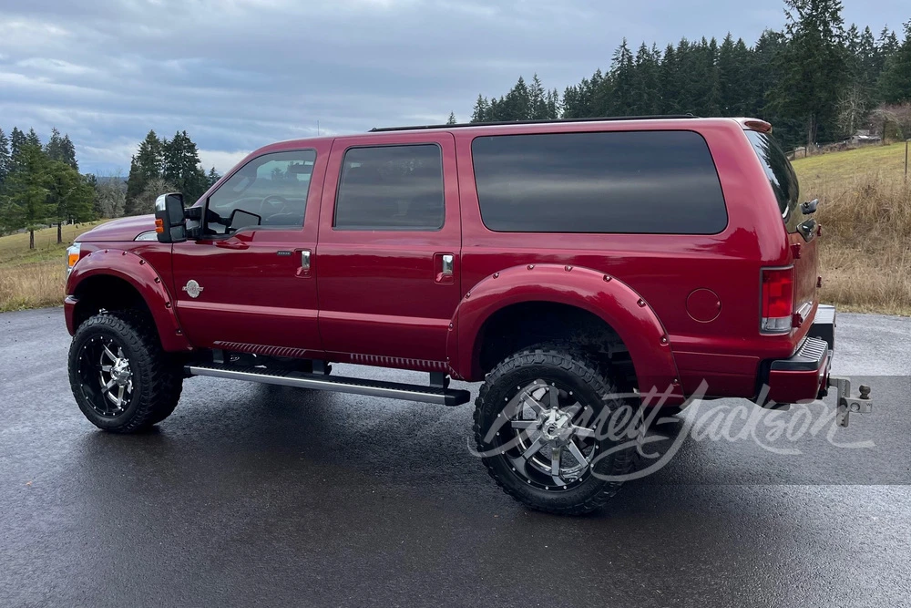 2015 Ford Excursion - Image 4 of 24