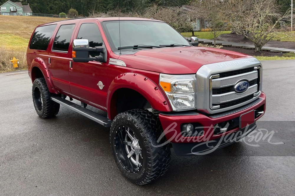 2015 Ford Excursion - Image 14 of 24