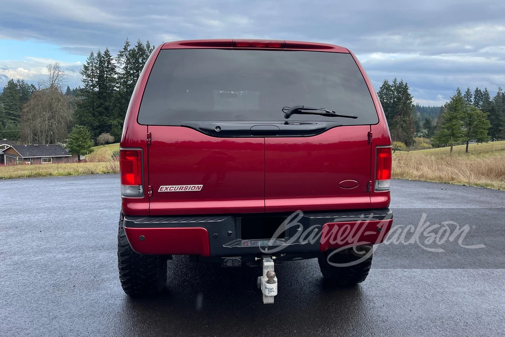 2015 Ford Excursion - Image 16 of 24