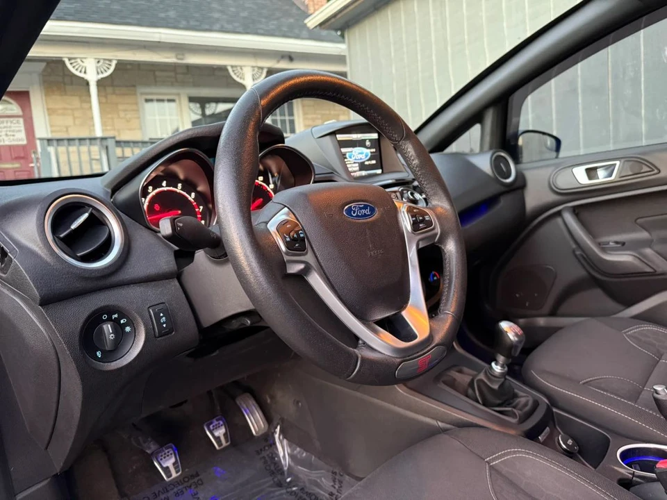 2015 Ford Fiesta - Image 19 of 22