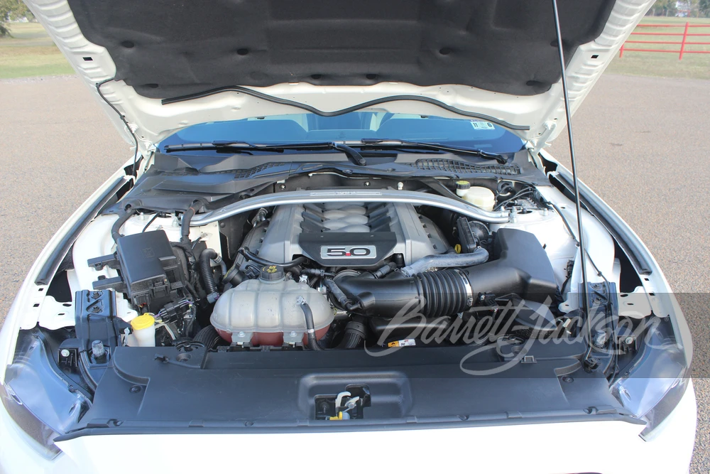 2015 Ford S550 Mustang - Image 2 of 18