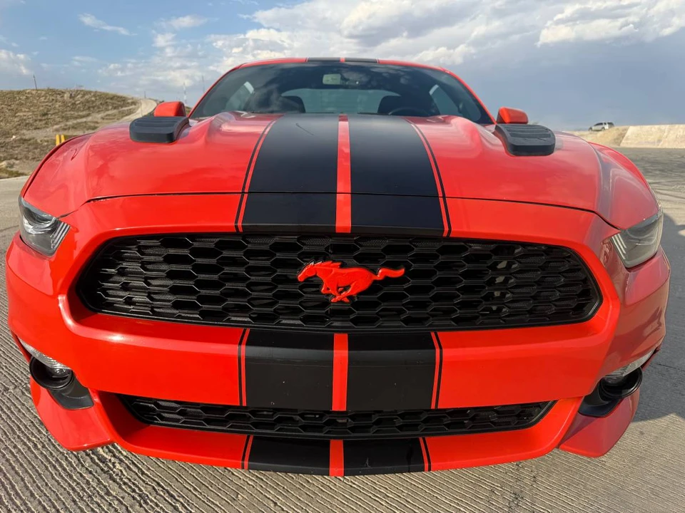 2015 Ford S550 Mustang - Image 2 of 16