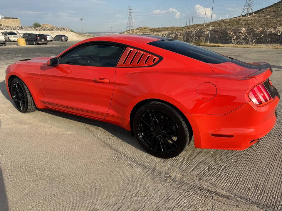 2015 Ford S550 Mustang - Image 7 of 16