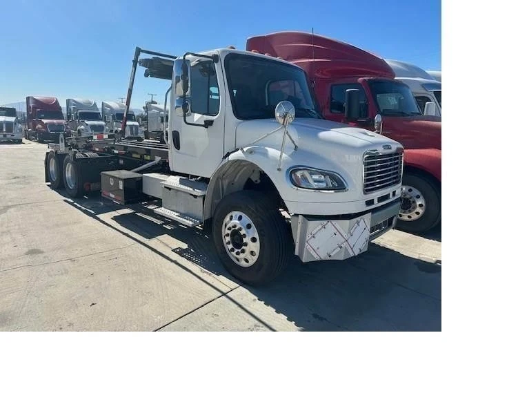 2015 Freightliner - Image 22 of 31