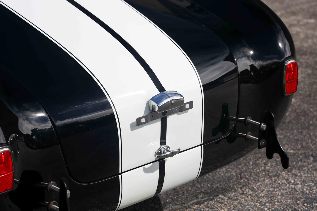 1965 Shelby Cobra 427 - Image 16 of 31