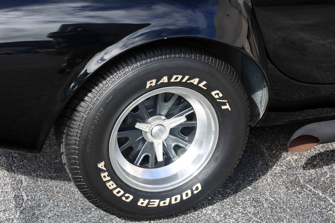 1965 Shelby Cobra 427 - Image 25 of 31