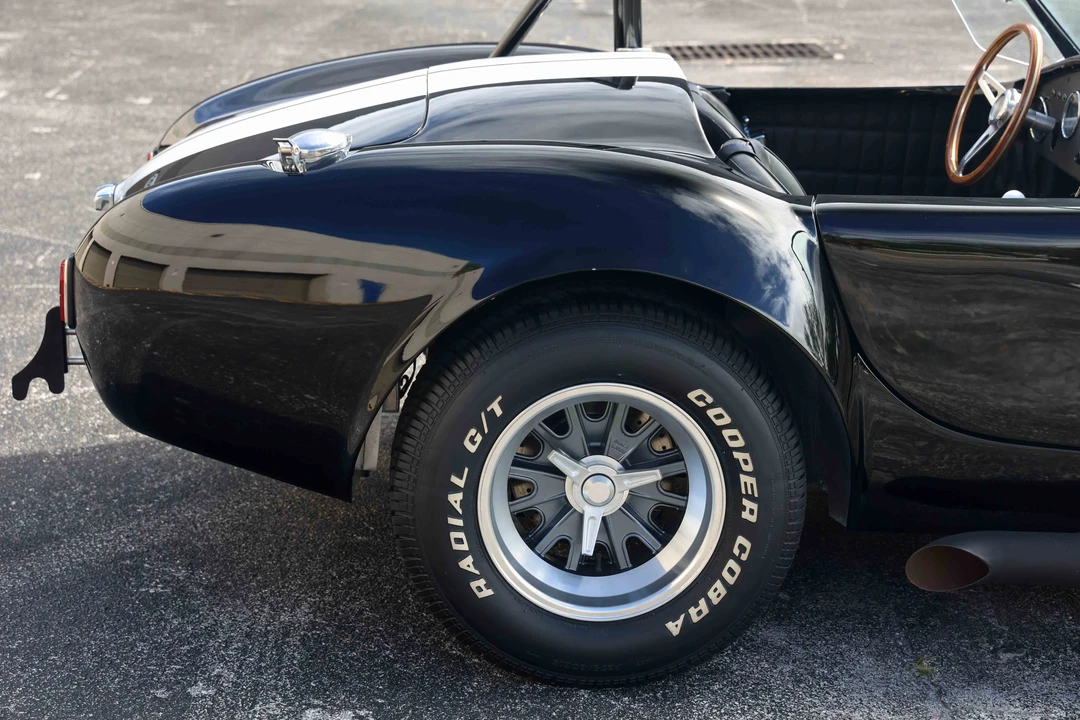 1965 Shelby Cobra 427 - Image 30 of 31