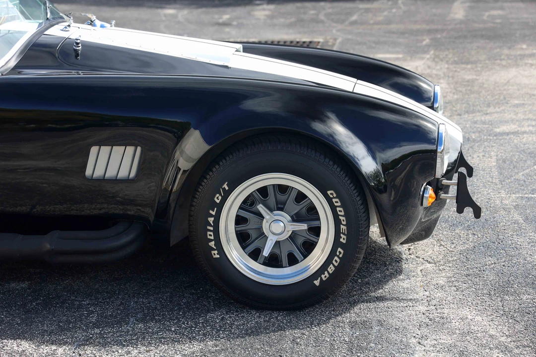 1965 Shelby Cobra 427 - Image 5 of 31