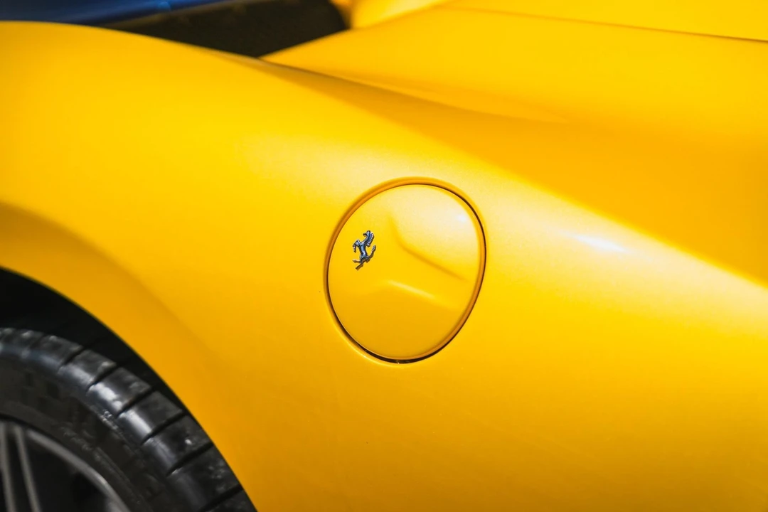 2015 Ferrari 458 Speciale Aperta - Image 10 of 31