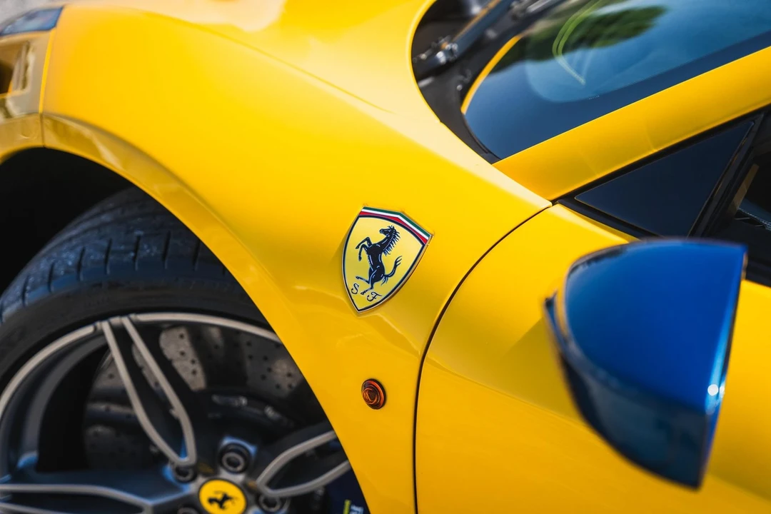 2015 Ferrari 458 Speciale Aperta - Image 21 of 31