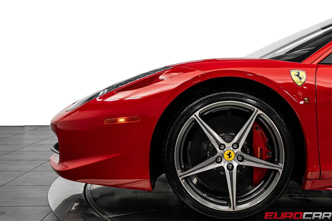 2015 Ferrari 458 Italia - Image 14 of 31