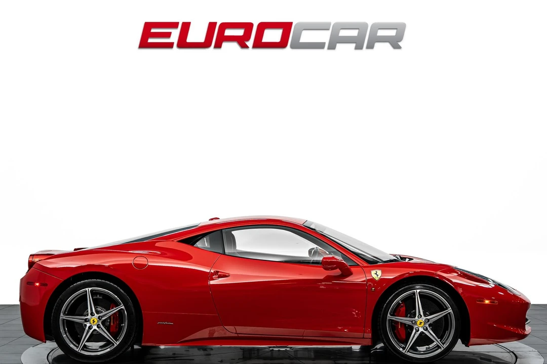 2015 Ferrari 458 Italia - Image 6 of 31