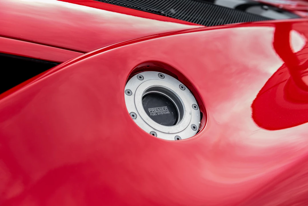 2015 Ferrari 458 - Image 29 of 31