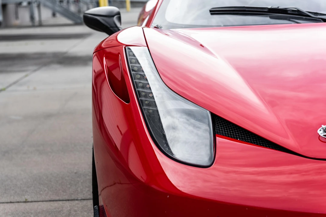 2015 Ferrari 458 - Image 11 of 31