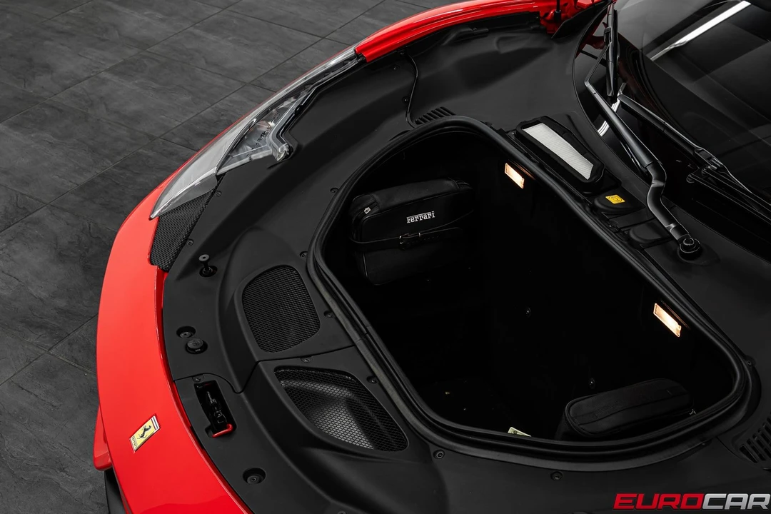 2015 Ferrari 458 Italia - Image 11 of 31