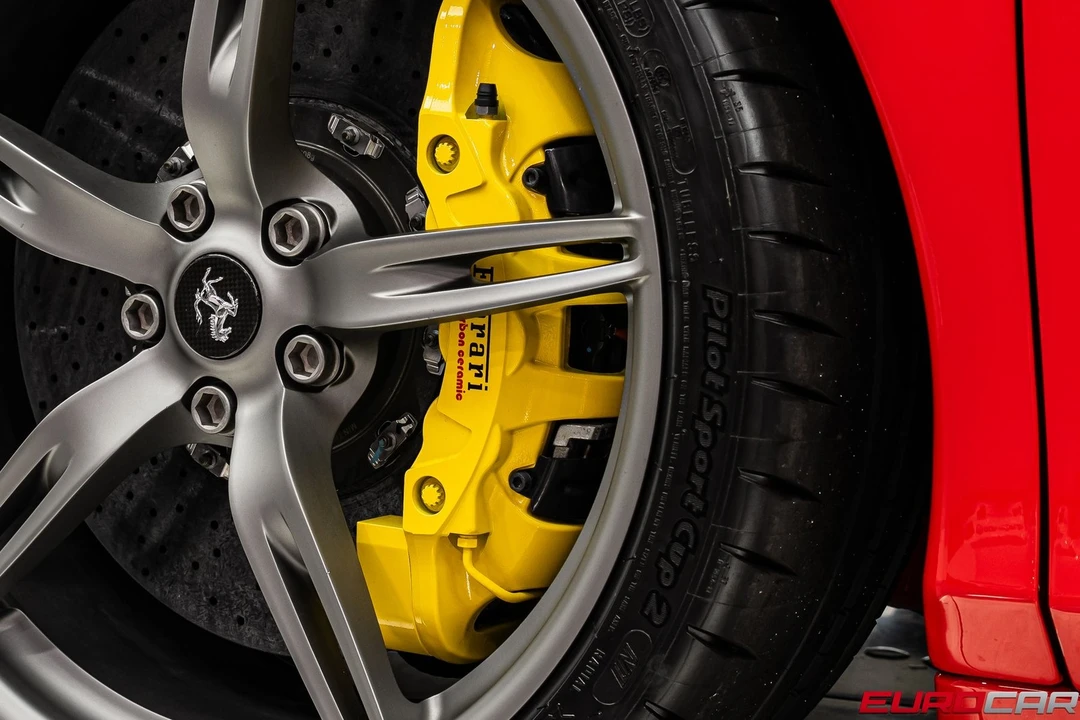 2015 Ferrari 458 Italia - Image 28 of 31