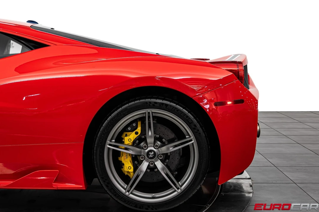 2015 Ferrari 458 Italia - Image 18 of 31