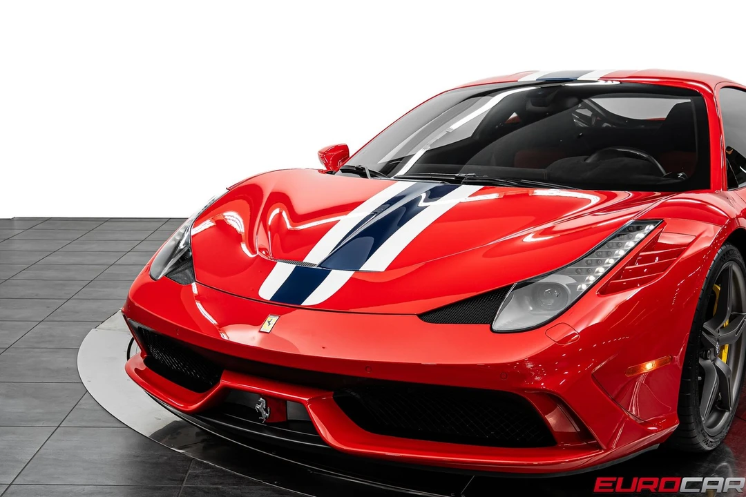2015 Ferrari 458 Italia - Image 14 of 31