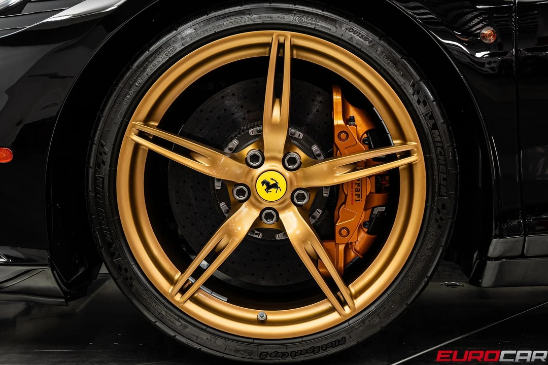 2015 Ferrari 458 Italia - Image 26 of 31