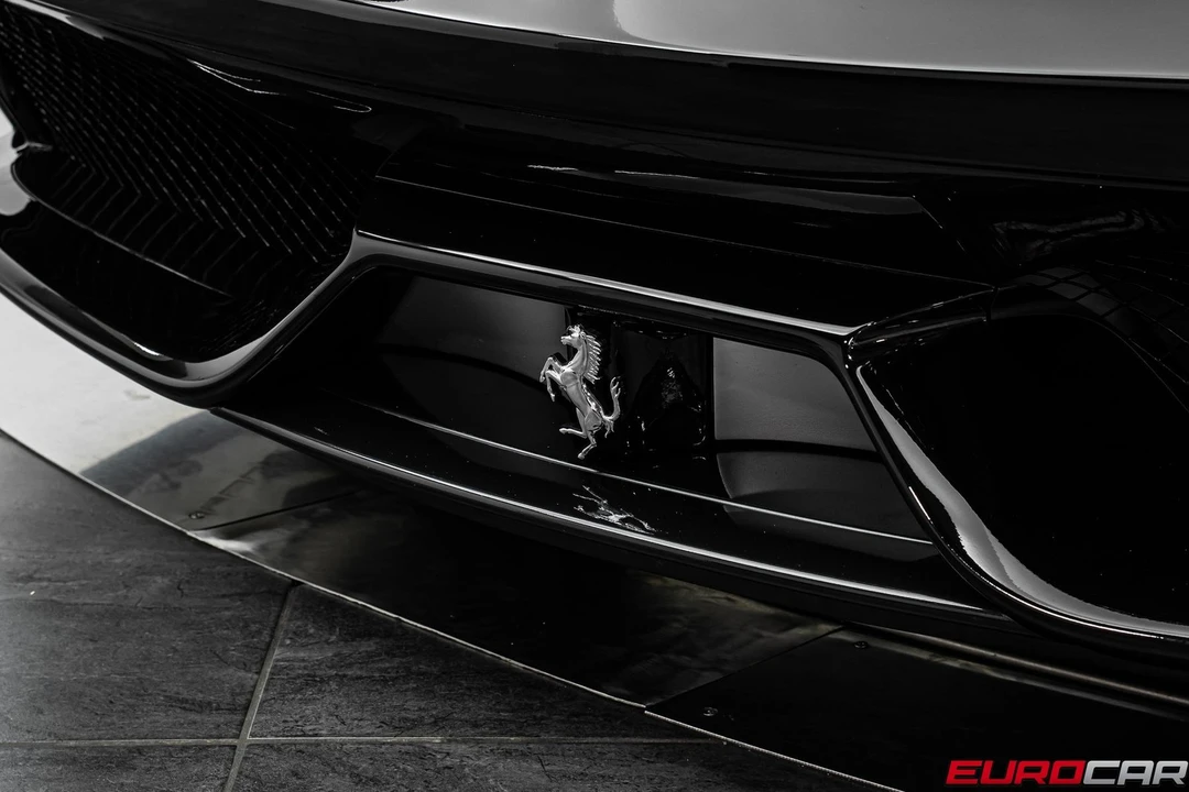 2015 Ferrari 458 Italia - Image 13 of 31