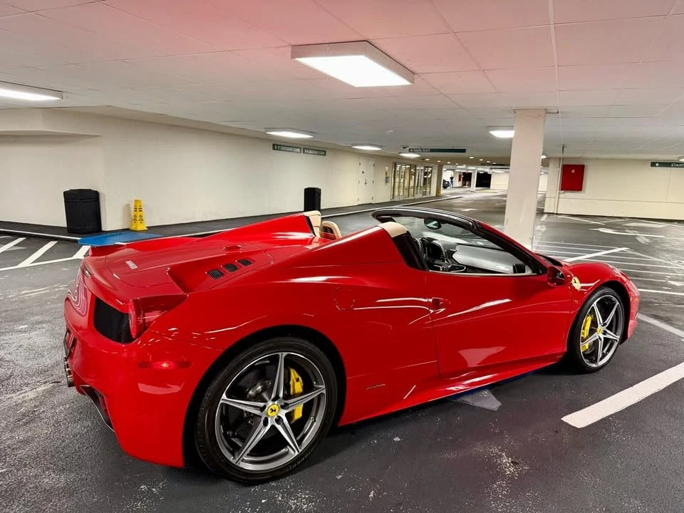 2015 Ferrari 458 Italia - Image 9 of 20