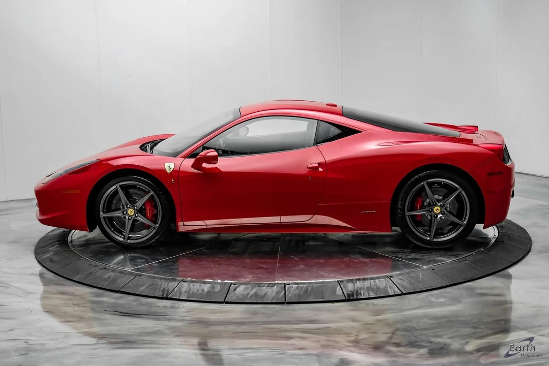 2015 Ferrari 458 Italia - Image 9 of 31