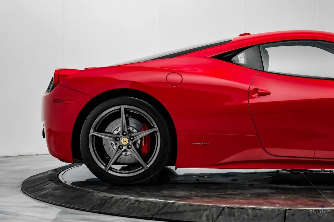 2015 Ferrari 458 Italia - Image 27 of 31