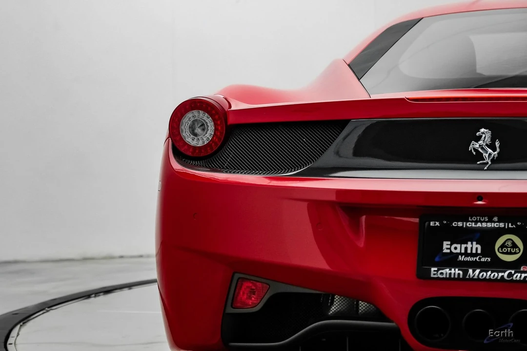 2015 Ferrari 458 Italia - Image 17 of 31