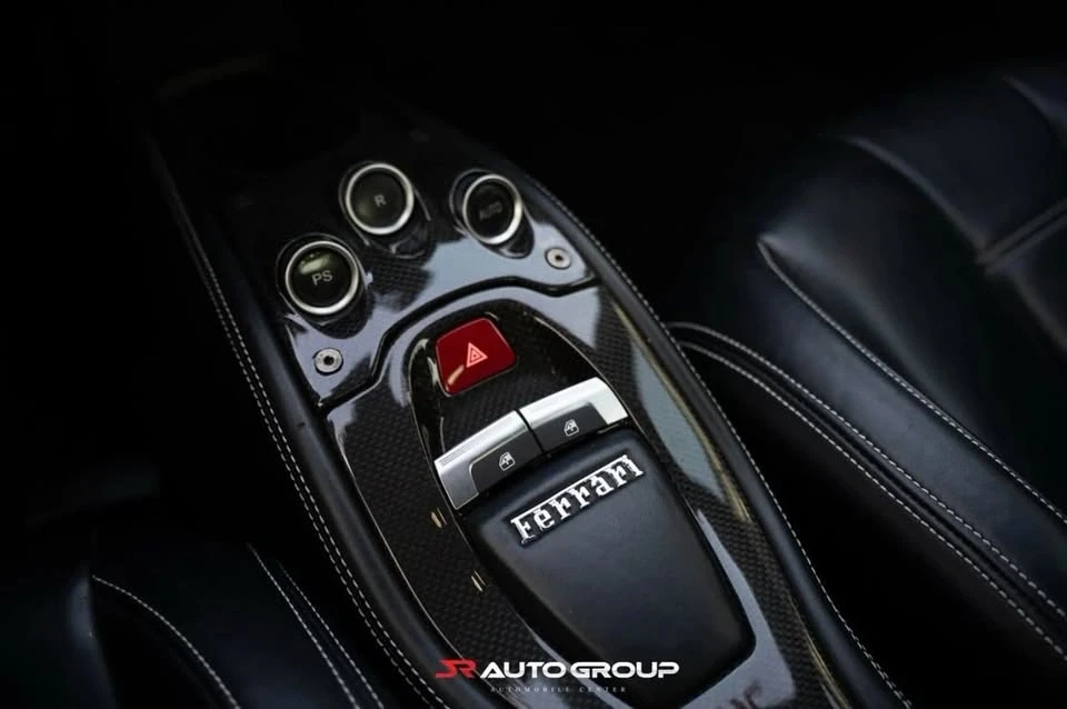 2015 Ferrari 458 Italia - Image 18 of 19
