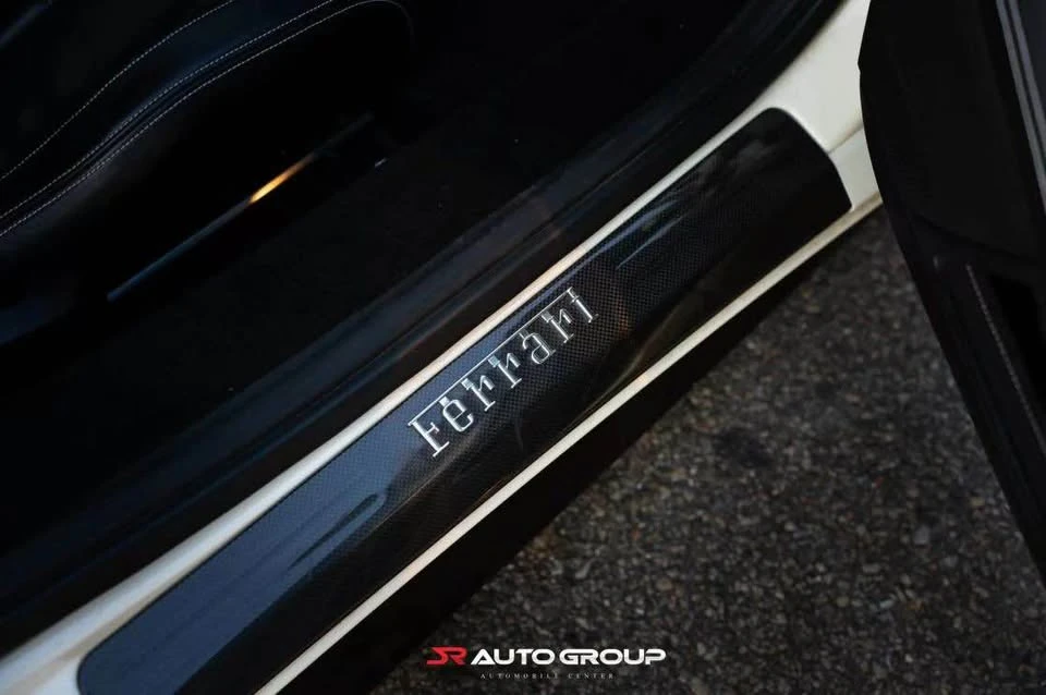 2015 Ferrari 458 Italia - Image 15 of 18