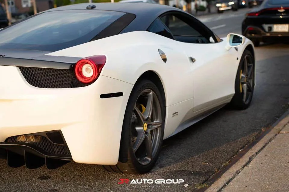2015 Ferrari 458 Italia - Image 10 of 18
