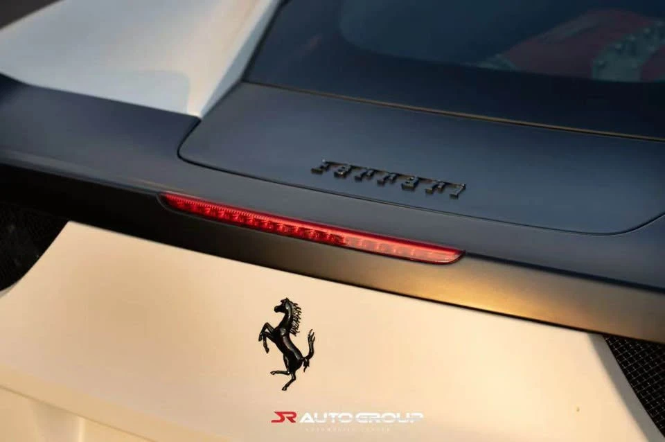 2015 Ferrari 458 Italia - Image 8 of 18