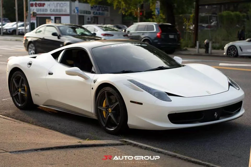 2015 Ferrari 458 Italia - Image 2 of 18