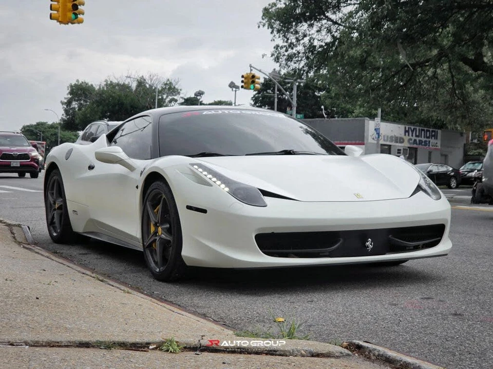 2015 Ferrari 458 Italia - Image 5 of 31